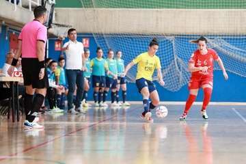 El Teldeportivo gana al Almagro con un gol final de la argentina Anita (2-1)/TA.